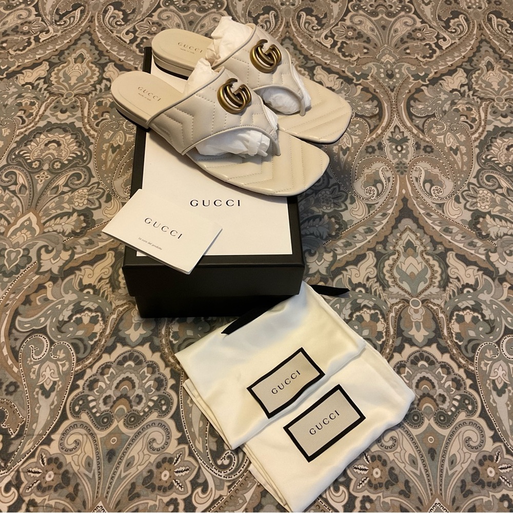 NWT Gucci Marmont Padded Chevron Quilted Metalasse Leather Thong Flat Sandals